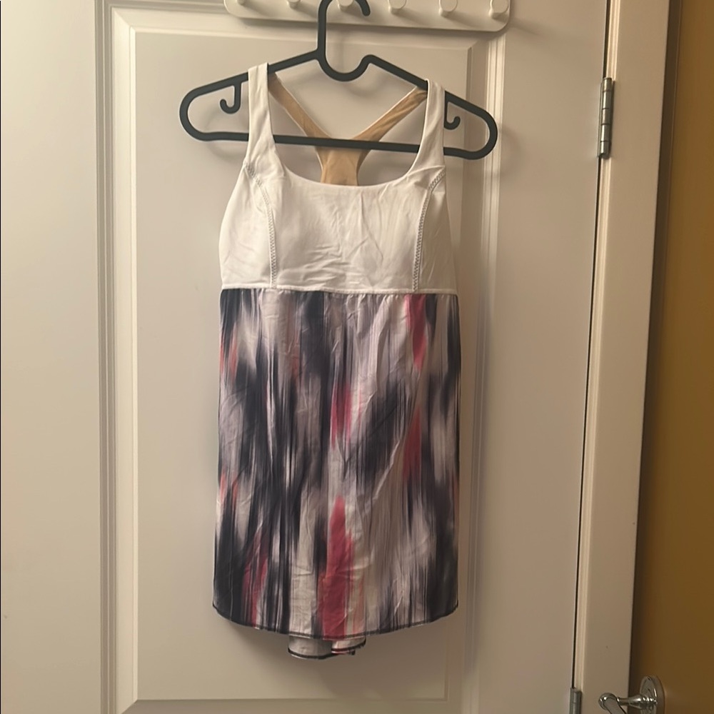 Lululemon Athletica White and Gray Sleeveless Tank Top
